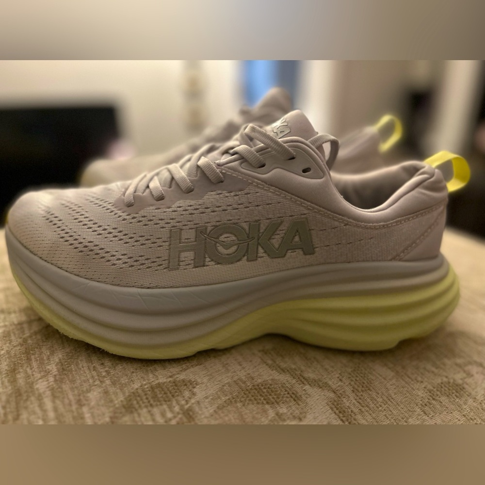 Hoka bondi 8 size 8.5 men